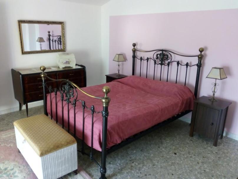 Villa 2 Fields Кастеланета Екстериор снимка