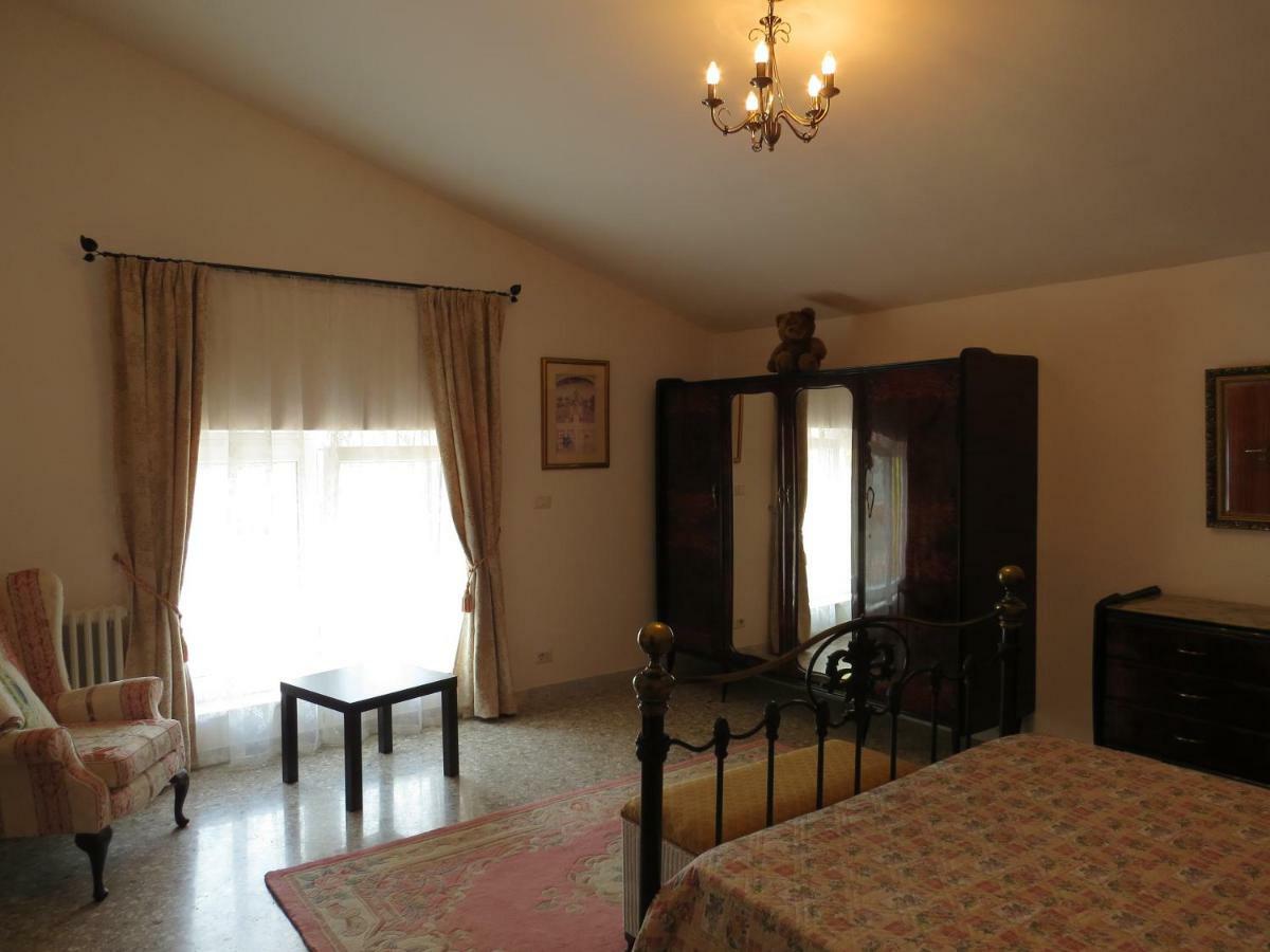 Villa 2 Fields Кастеланета Екстериор снимка