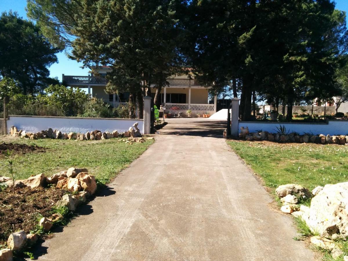 Villa 2 Fields Кастеланета Екстериор снимка