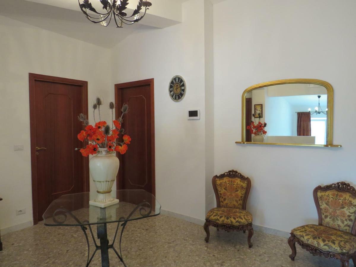 Villa 2 Fields Кастеланета Екстериор снимка