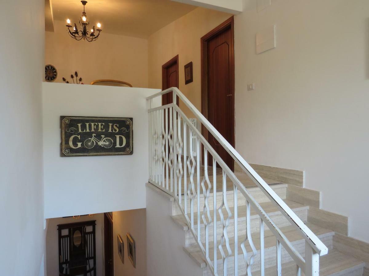 Villa 2 Fields Кастеланета Екстериор снимка